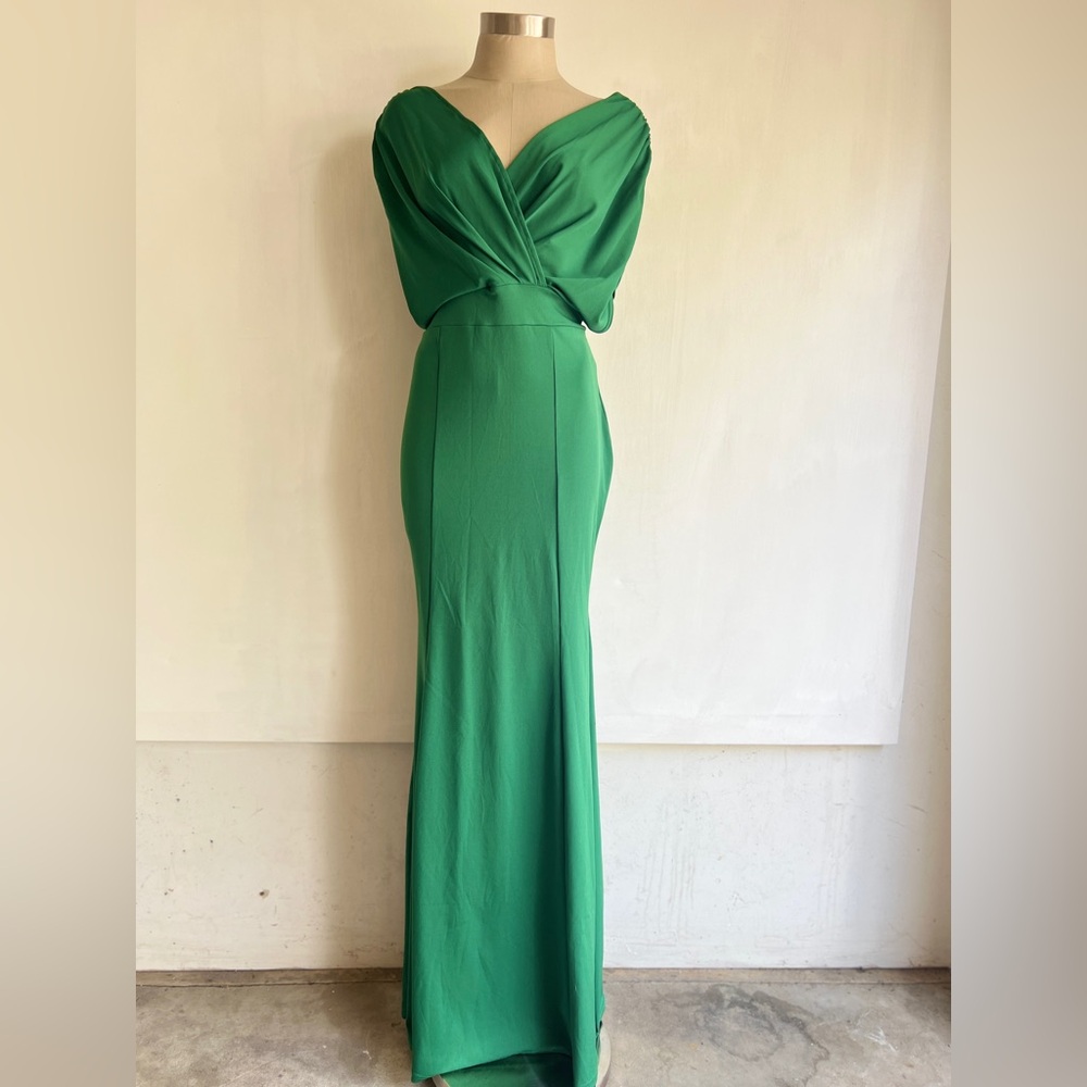 Long green mermaid skirt dress